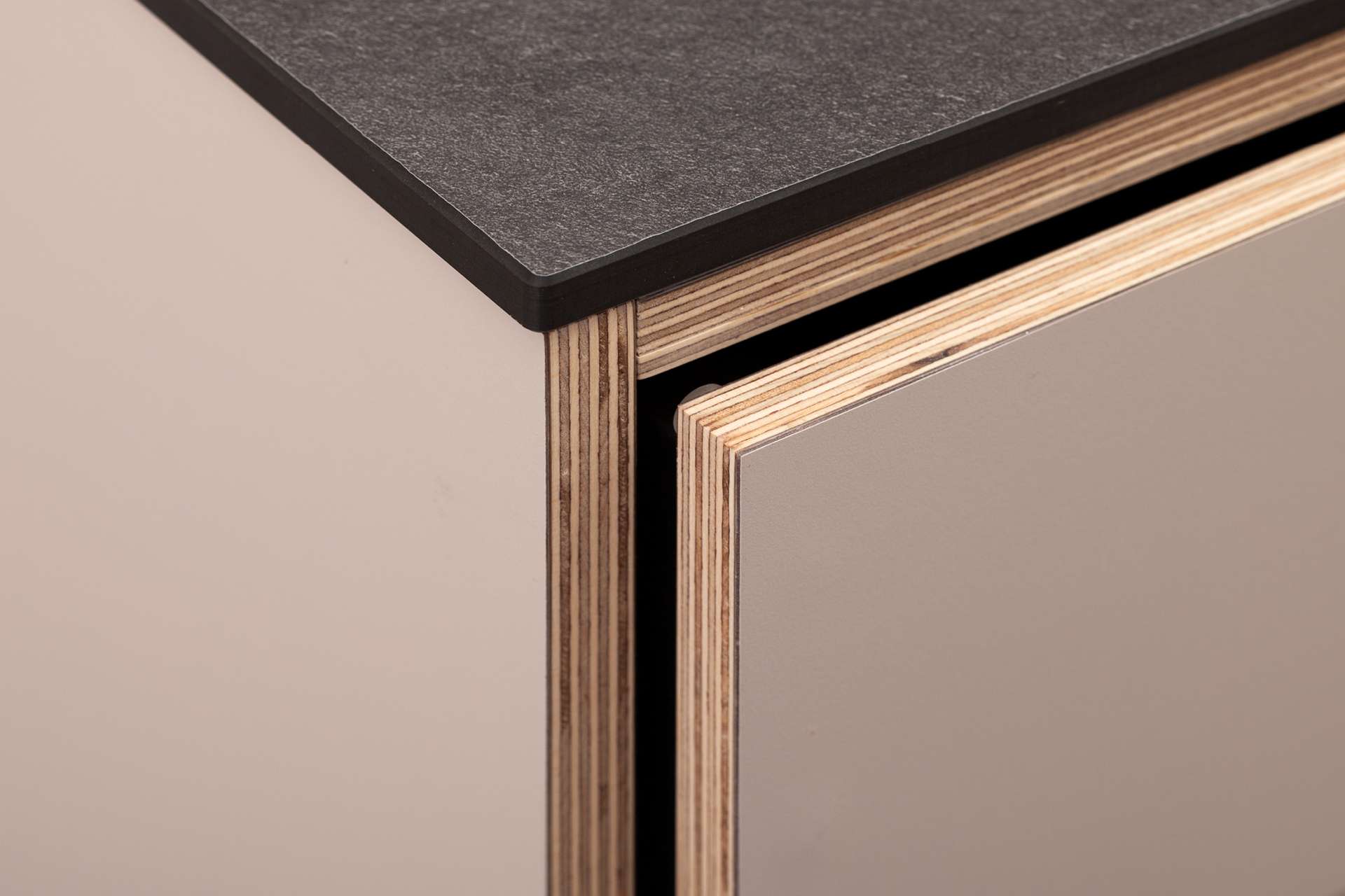 Tuhlla Bespoke OTA 3x2 Horizontal