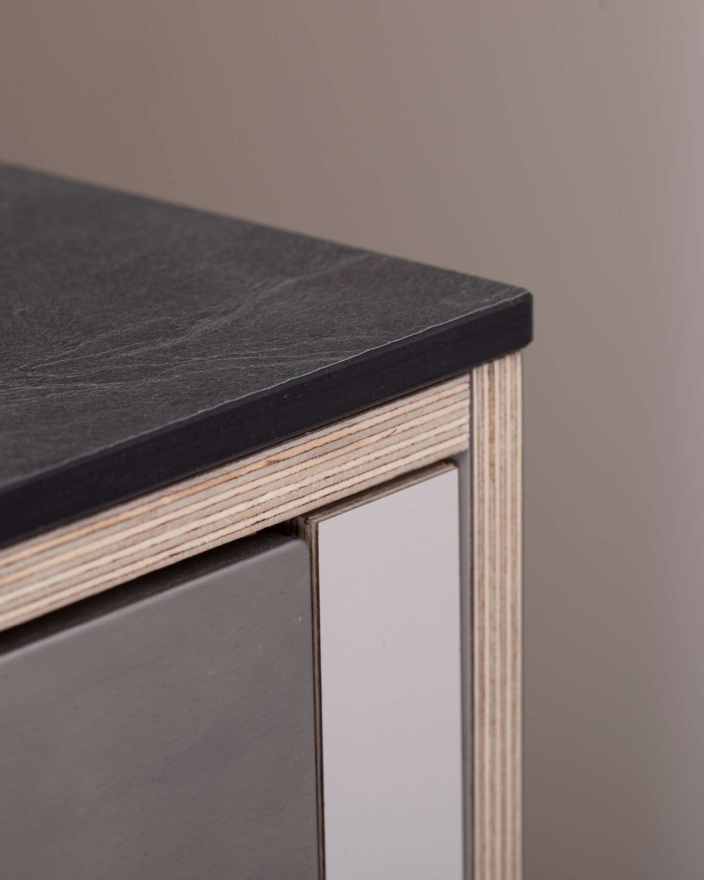 Tuhlla Bespoke OTA 4x5 Vertical3
